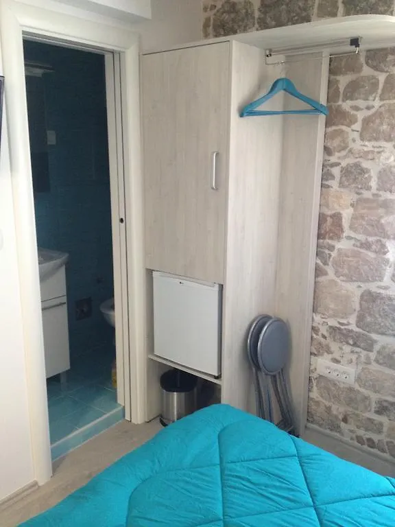Room N&M Split 3*,