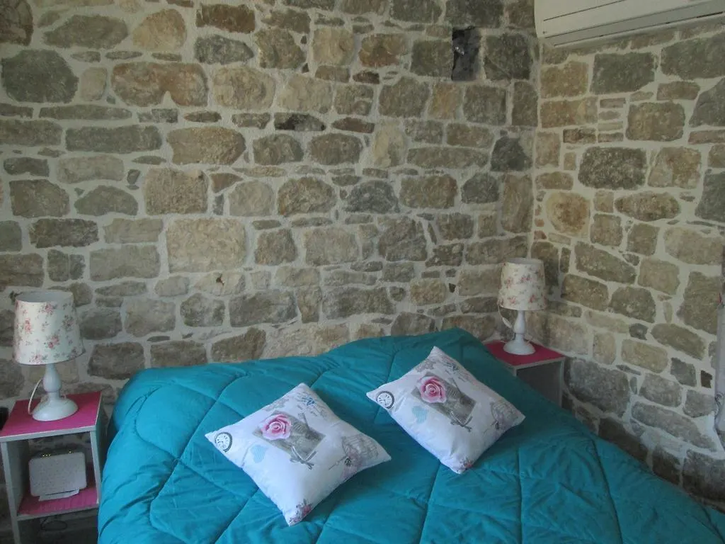 Guest house Room N&M Split